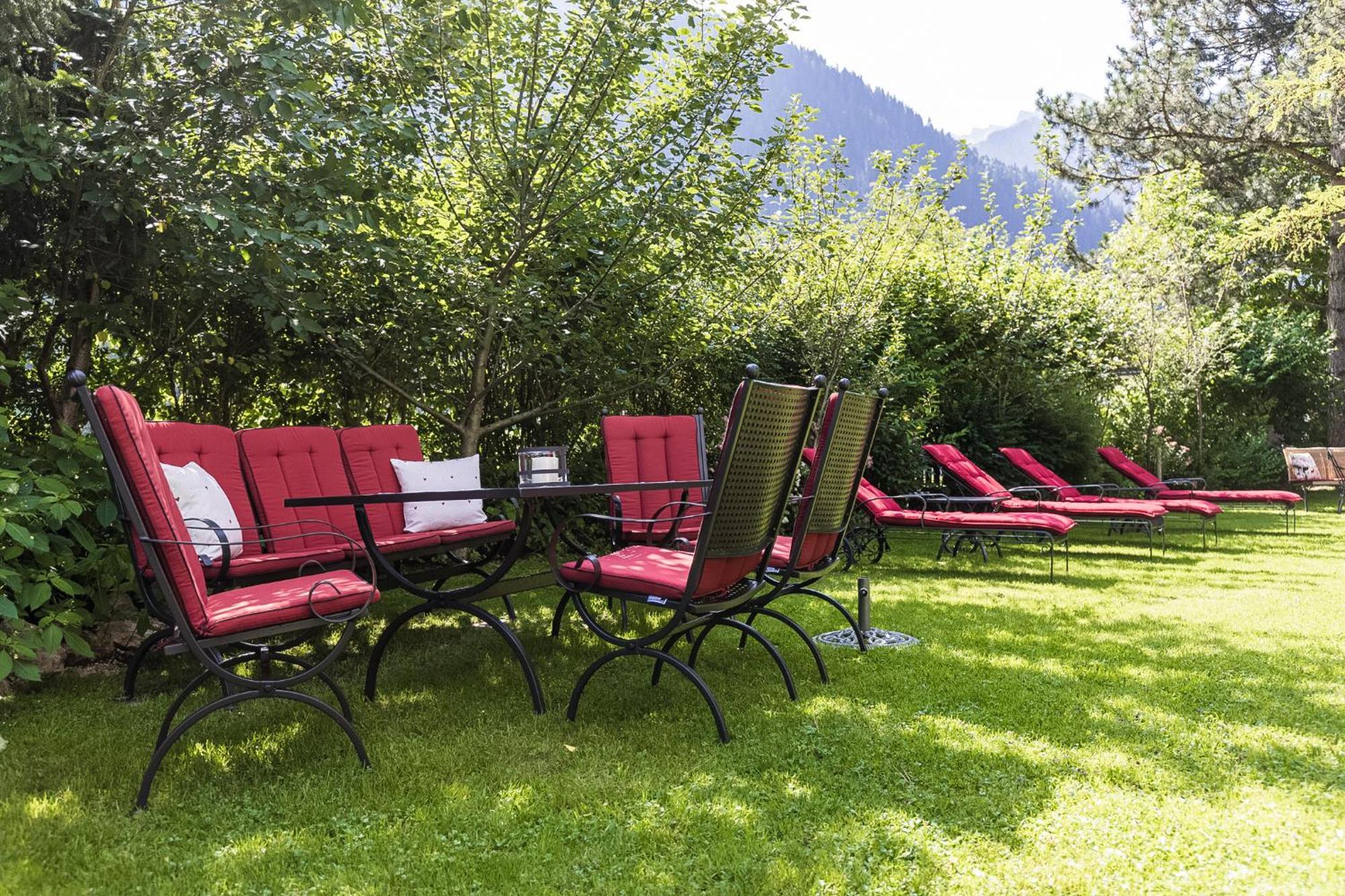 Aparthotel Landhaus St. Joseph Mayrhofen Bagian luar foto
